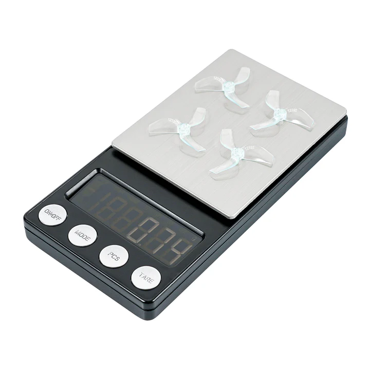 Śmigła-3-łopatowe-Gemfan-1219S-31mm-1.0mm-16szt.